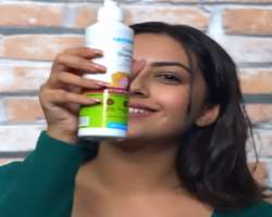 The actress promotes a number of brands including Mama earth and Riyo Herbs through her Instagram.